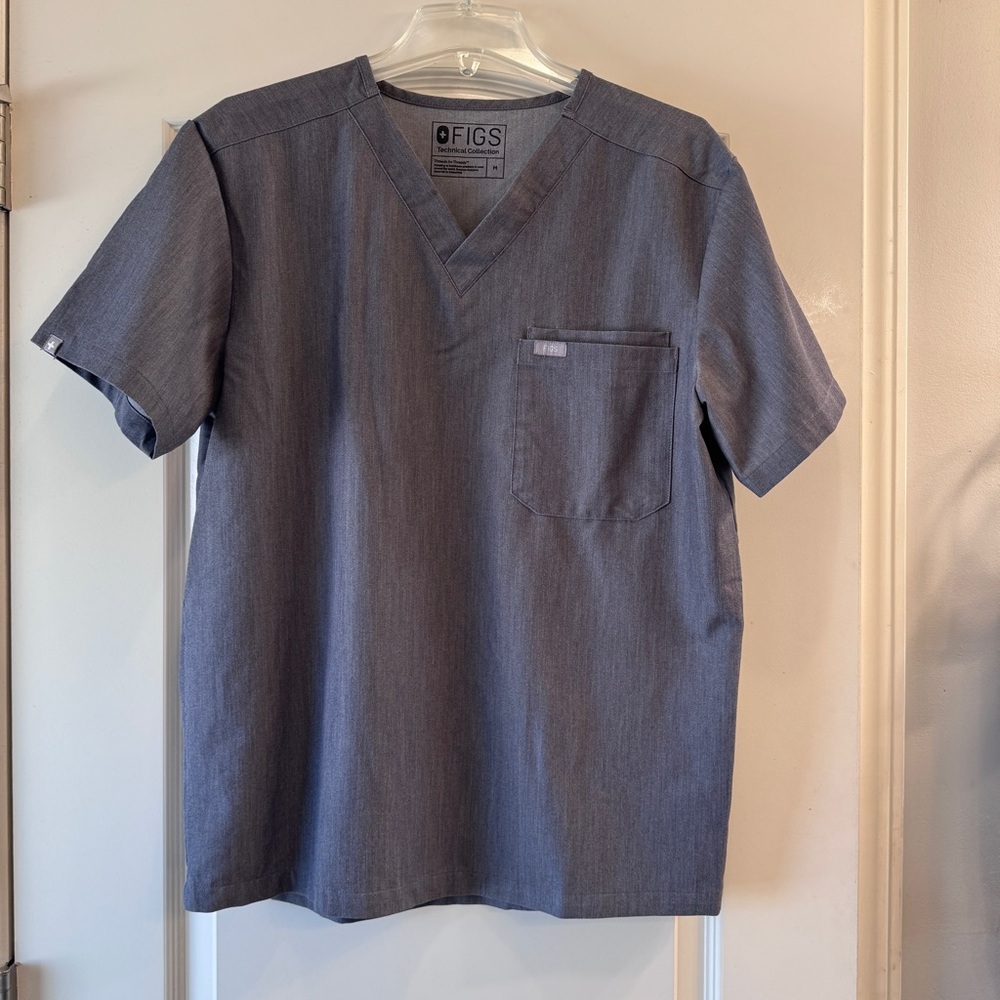 FIGS Scrub Top Medium Gray Medical Uniform Technical Collection